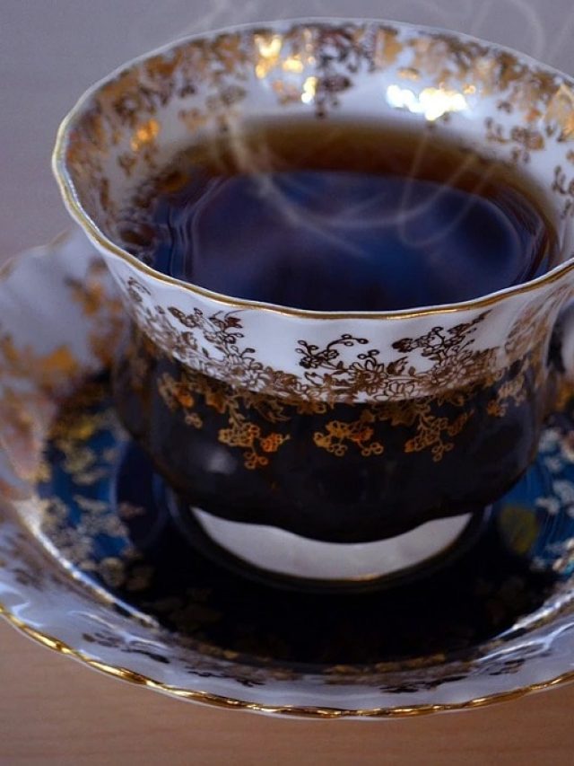 রোজ খালি পেটে ১ কাপ লিকার চা, দূর করে এই রোগ