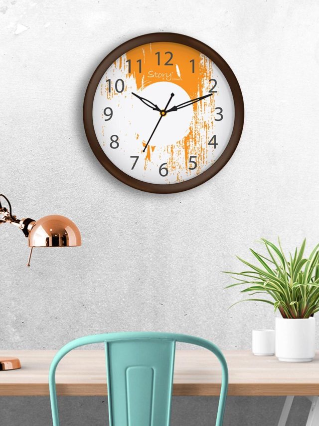 ঘড়ি রাখুন বাড়ির এইদিকে, ঘুরবে সময়, টাকা-কেরিয়ার নিয়ে আর ভাবতে হবে না