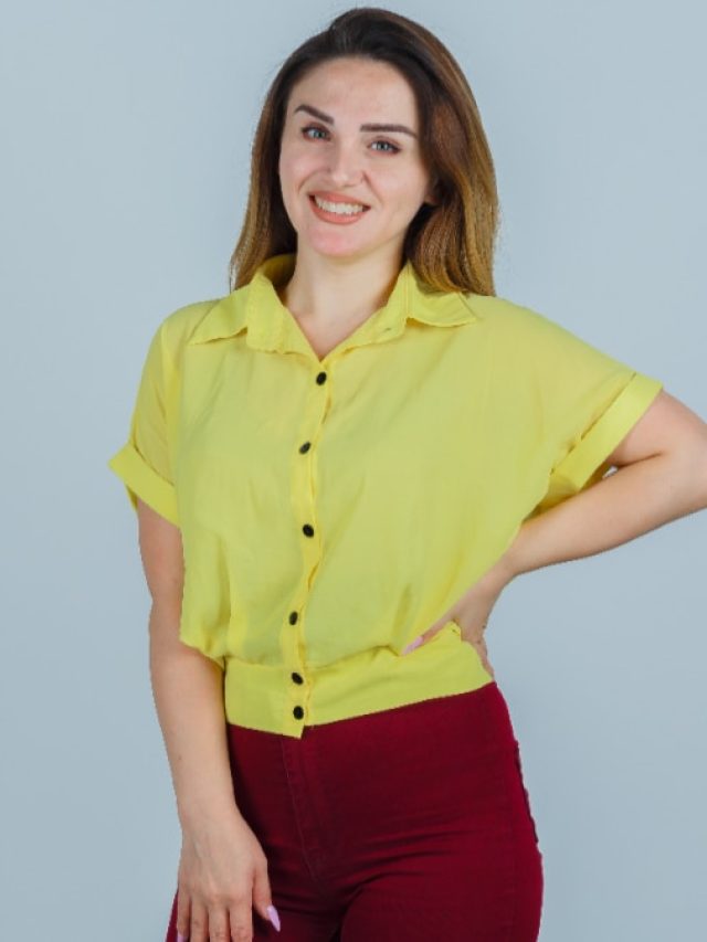 মেয়েদের শার্টের বোতাম বাঁদিকে থাকে কেন? কারণ জানলে অবাক হবেন