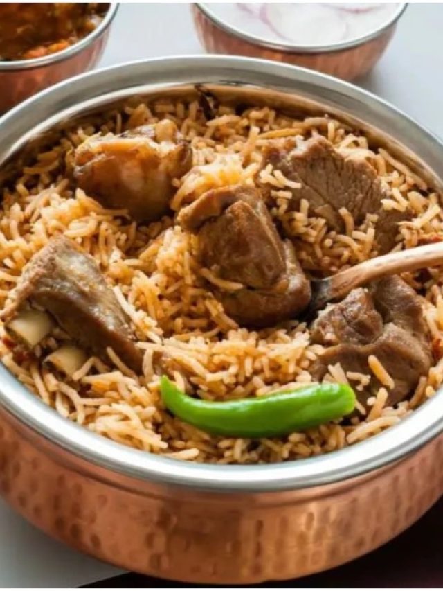 প্রথমবার বিরিয়ানি বানাচ্ছেন? রইল সহজ টিপস