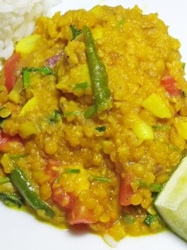 সুস্বাদু ডাল চচ্চড়ি বানিয়ে ফেলুন, একথালা ভাত খাবেন নিমেষে