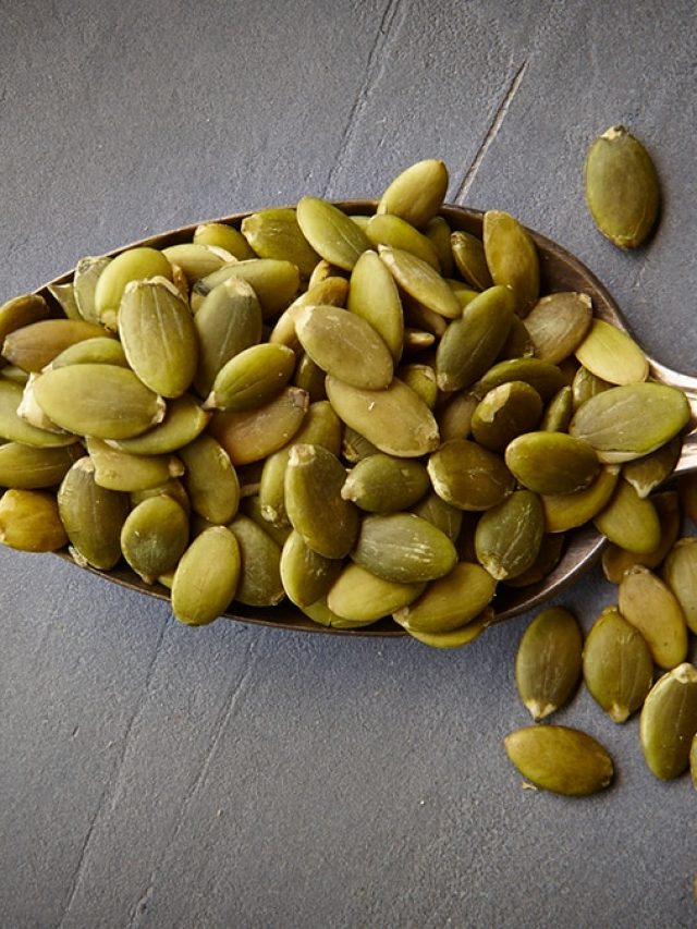 পুষ্টিতে ভরপুর কুমড়োর বীজ, জানতেন?