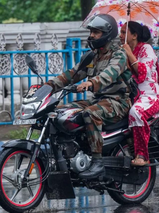 বৃষ্টির দিনে মোটরসাইকেল ভাল রাখতে চান? টিপস দিলেন মেকানিক