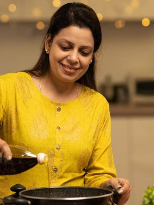 সর্ষের তেল নকল নয়ত? ৫ সহজ পরীক্ষাই জানিয়ে দেবে