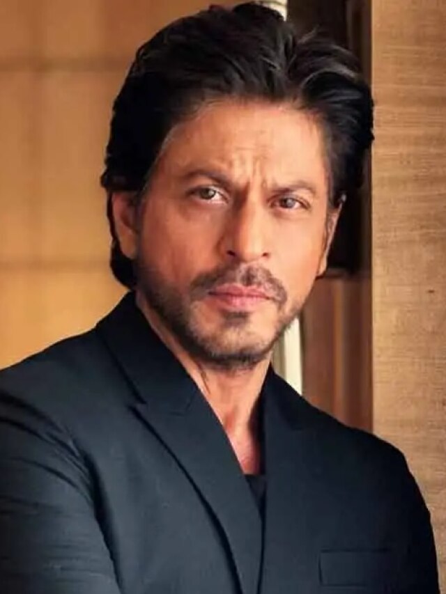 गर्लफ्रेंड के लिए मांगा फ्री टिकट, SRK बोले- रोमांस में चीप नहीं होते