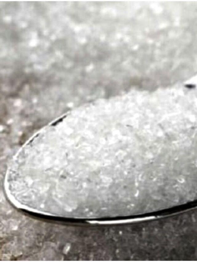 চিনির মধ্যে মিশিয়ে রাখুন এই সাদা জিনিস, সংসারের খরচ বেঁচে যাবে