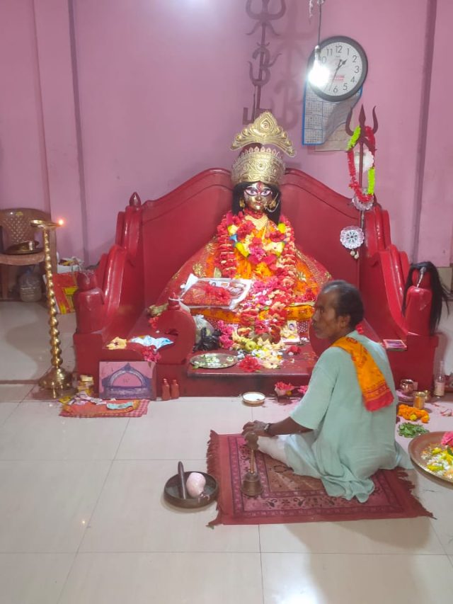 পঞ্চমুণ্ডির আসনে রহস্যময় তন্ত্রসাধনা, মুর্শিদাবাদের এই মন্দির দেখেছেন?