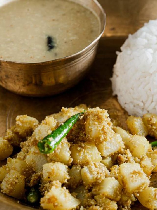 পাতে থাকলে পোস্ত আর কিছু চাইনা, ইতিহাসটা জানা আছে তো?