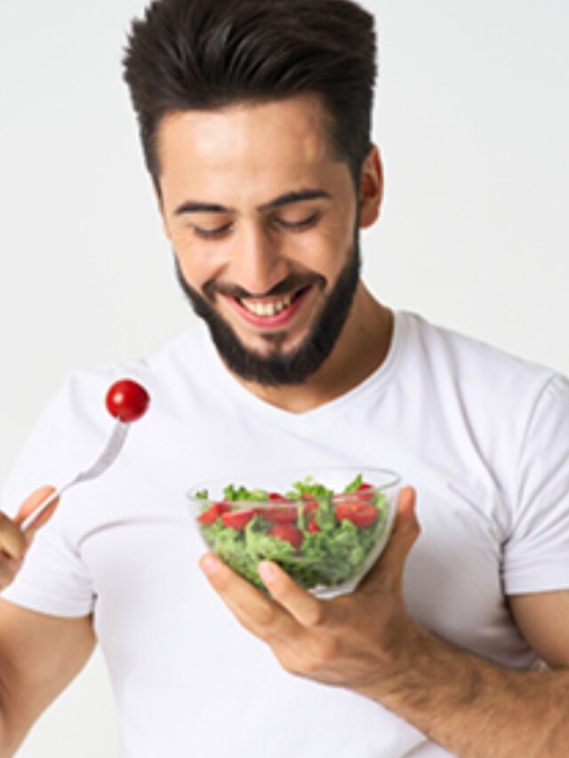 কোন বয়সে কী খেলে আজীবন ফিট? দেখুন ডায়েট চার্ট