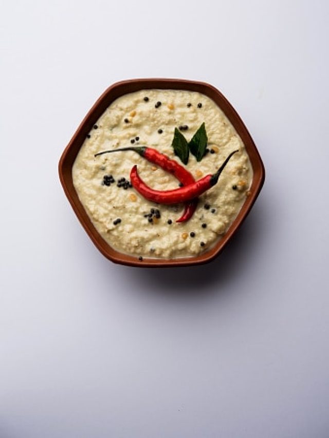 দোসা-ইডলির সঙ্গে জমে, বাড়িতেই বানান সাউথ ইন্ডিয়ান নারকেল চাটনি