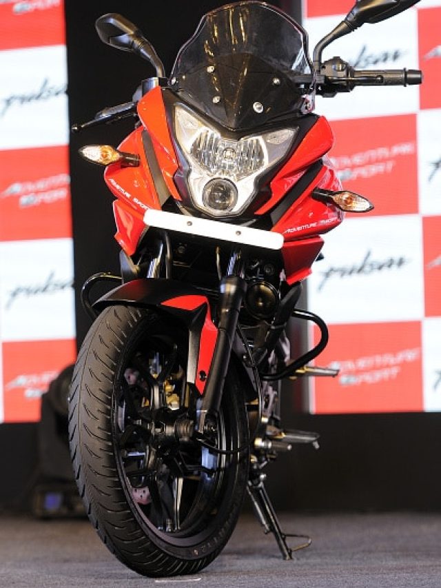 মাঝ রাস্তায় তেল শেষ! এই টিপস মানলেই বাইক ফের চালু হবে