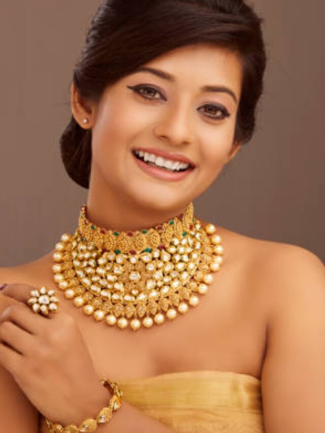 বাড়িতে কতটা সোনা রাখলে জেলে যেতে পারেন? জানুন আইনের লিমিট