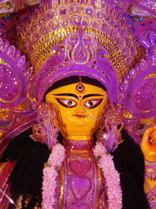 স্বপ্নে মা দুর্গা দেখা দিলে কীসের ইঙ্গিত? জেনে নিন