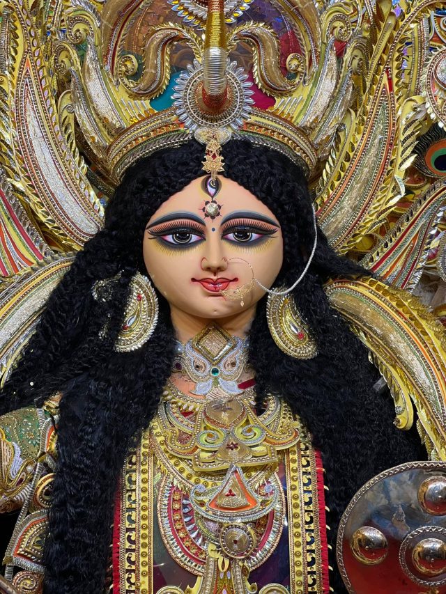 বিজয়া দশমীতে করুন এই কাজগুলো, জীবনে আসবে সুখ-সমৃদ্ধি