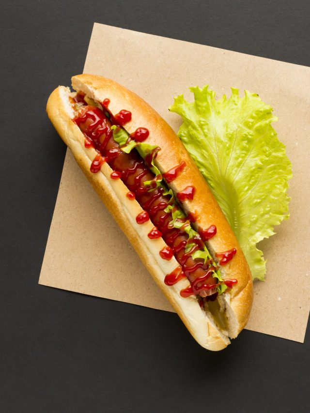 খাবারের নাম হট ডগ কেন, কুকুরের সঙ্গে সম্পর্ক আছে?