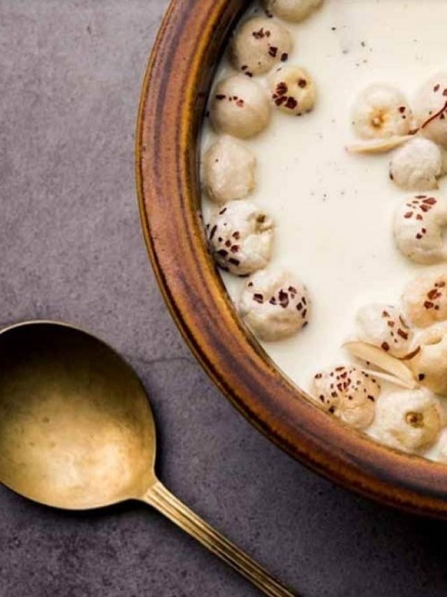 শক্ত হবে হাড়, দুধে ভিজিয়ে খান এই জিনিস