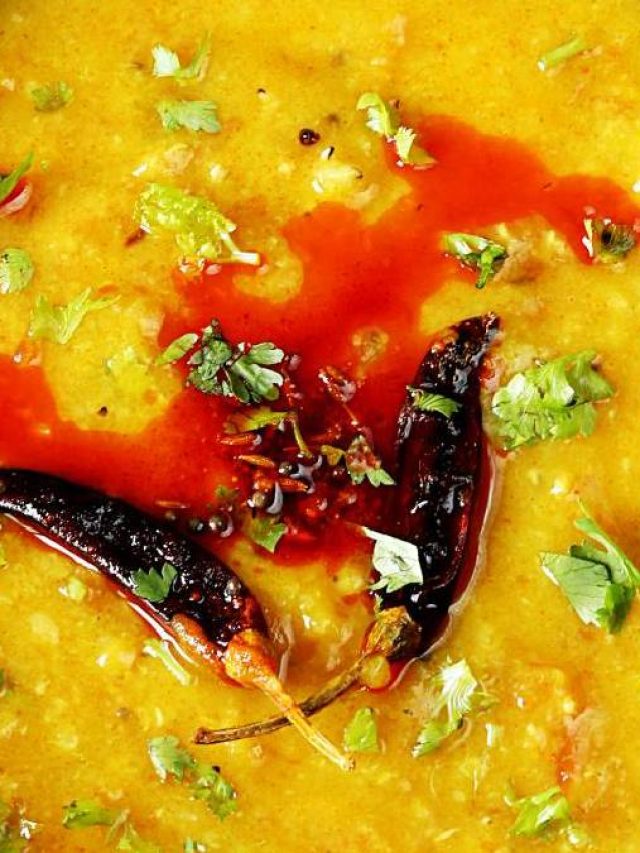 ডাল খেতে অরুচি, তাহলে বানিয়ে ফেলুন মুসুর ডালের তরকা