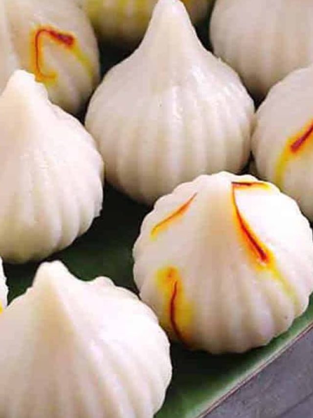 মোদক ছাড়া পুজো অসম্পূর্ণ, বাড়িতেই বানান গণেশজির প্রিয় মিষ্টি