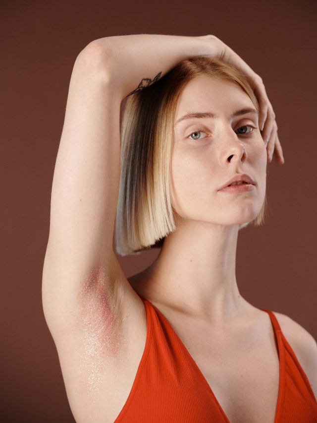 ডিওডোর‍্যান্ট এভাবে বানান বাড়িতেই, দামী ব্র্যান্ডকে ১০ গোল দেবে