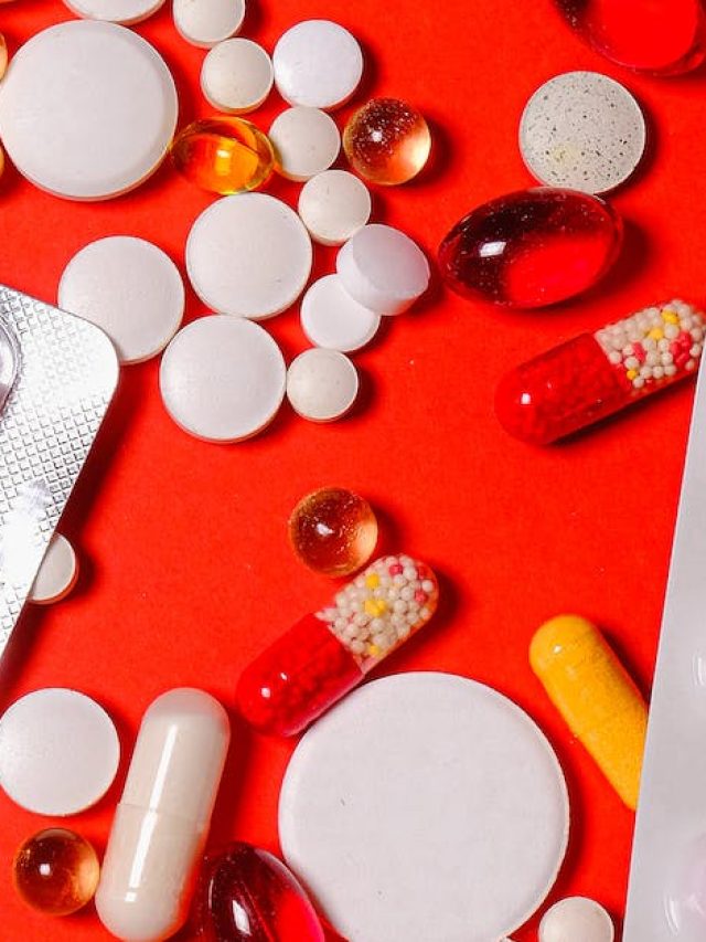 যে ৫টি ওষুধ সব সময়ে বাড়িতে রাখা উচিত