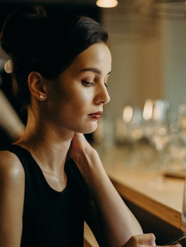 বয়স ৪০ পেরিয়েও সিঙ্গেল? এভাবে খুঁজুন ভালবাসা