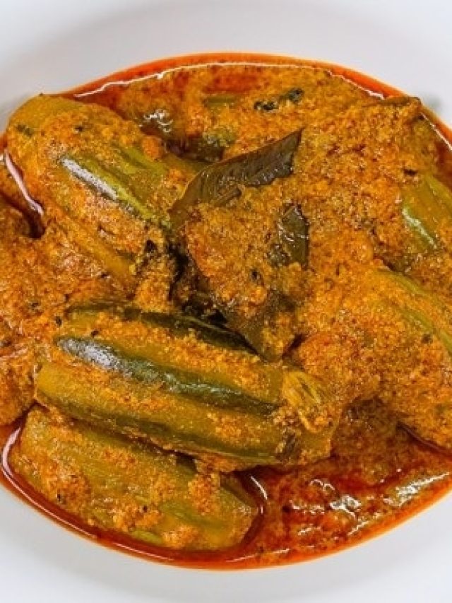 দুধ দিয়ে মুগ পটল,  ঠাকুরবাড়ির এই রান্নায় আঙুল চাটবেন