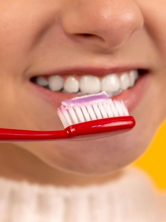 রোজ দাঁতের যত্ন নেবেন কীভাবে? রইল টিপস