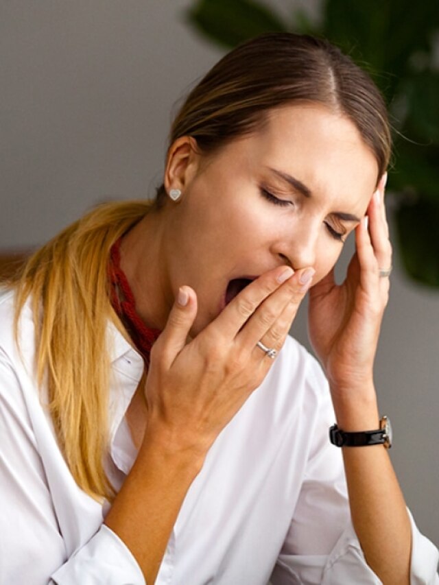 শরীরে জলের অভাবের ৫ উপসর্গ, উপেক্ষা করলেই হার্ট অ্যাটাকের ঝুঁকিতে আপনি