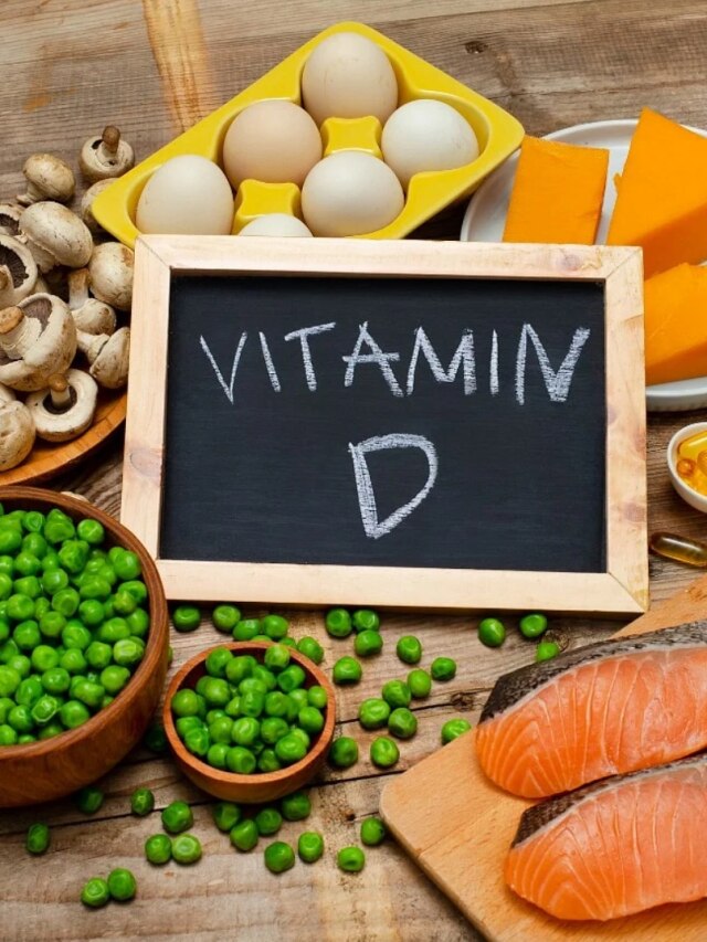 ভিটামিন ডি-র অভাবে দুর্বল হয় হাড়, এই ৭ খাবারে ঘাটতি মেটান