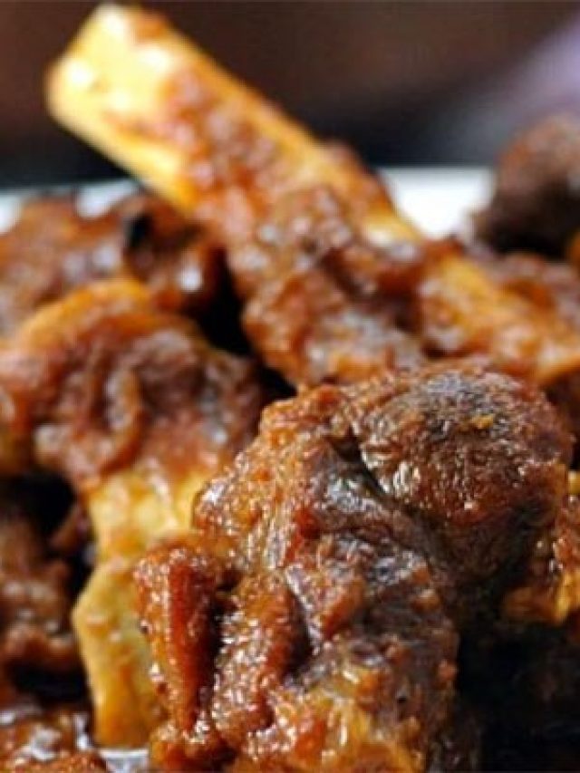 ধুত্তোর কোলেস্টেরল! খাসির মাংসের উপকারিতাগুলিও জানুন