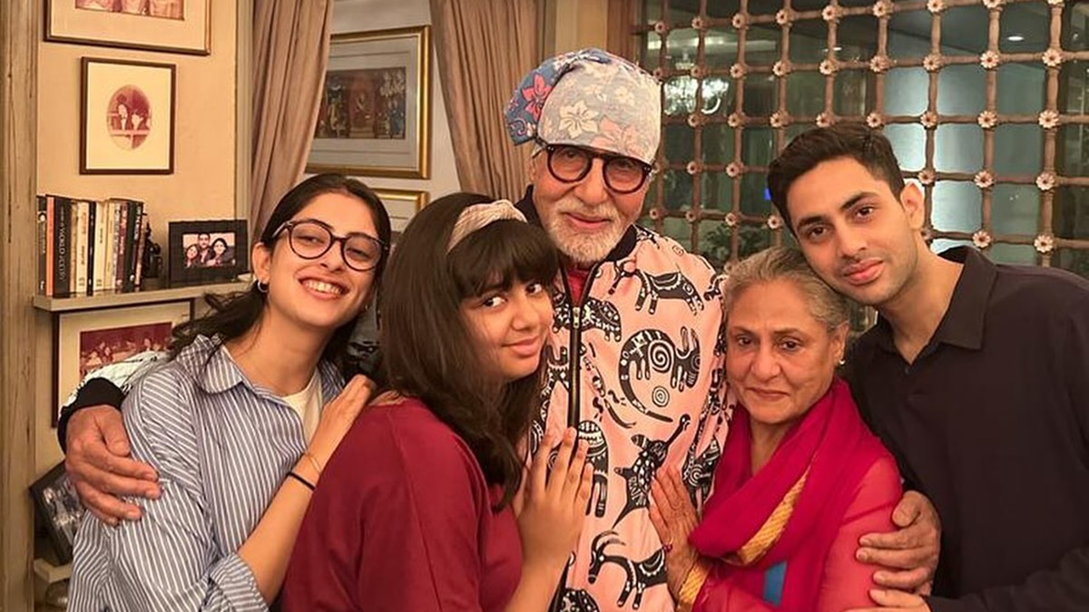 ऐश्वर्या की तस्वीर का ननद श्वेता बच्चन ने दिया जवाब? शेयर की फैमिली फोटो