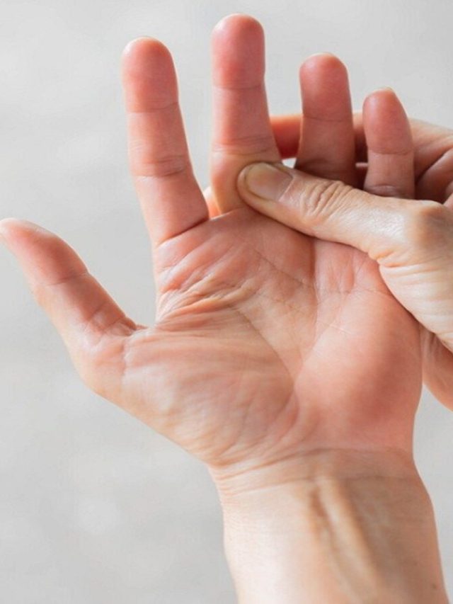 অতিরিক্ত মোবাইল ব্যবহারে হতে পারে ট্রিগার রোগ, কী এই অসুখ ?