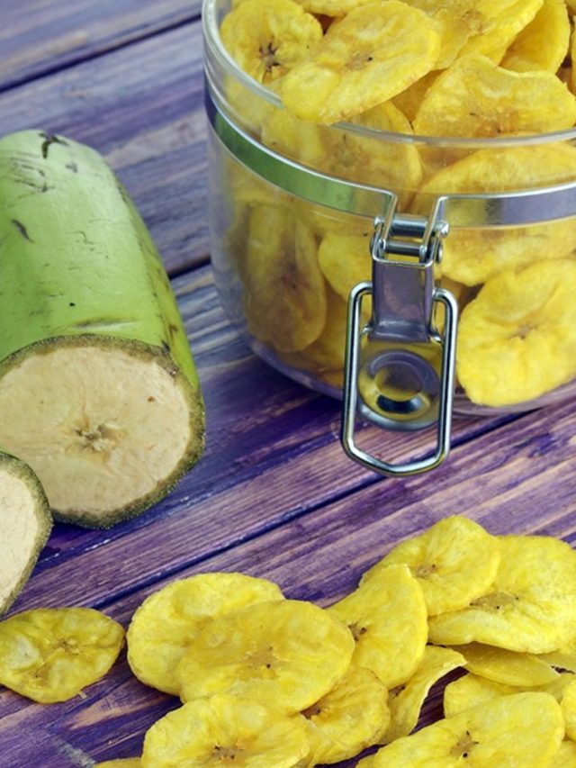 ১৫ মিনিটে কাঁচা কলার মচমচে চিপস, থাকল রেসিপি