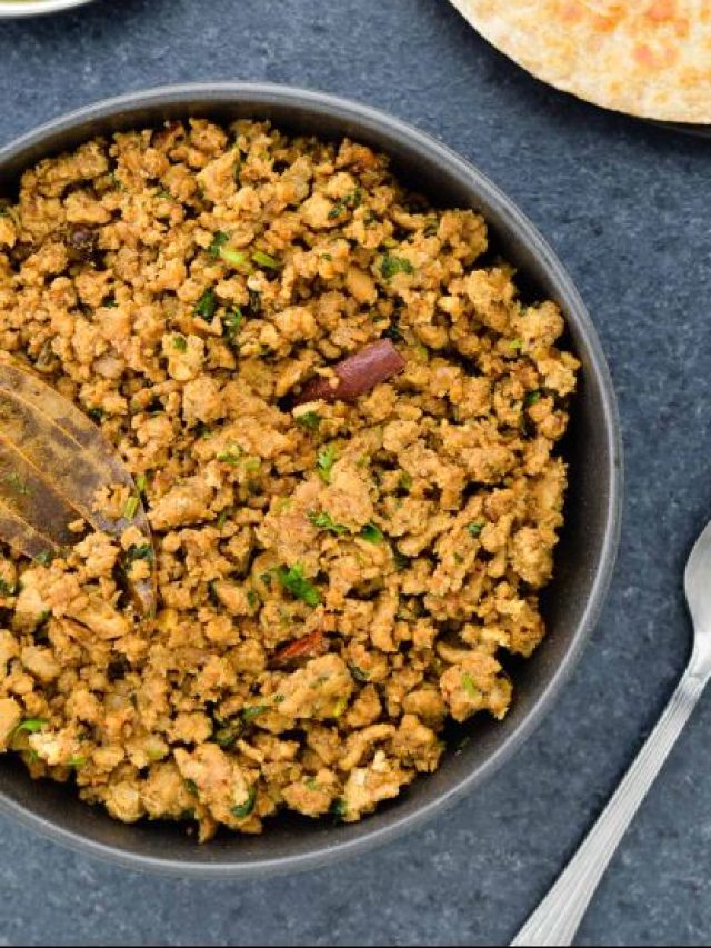 রসুন, মরিচ আর মাখনে চিকেন কিমা ফ্রাই, চটকদার ননভেজ রেসিপি