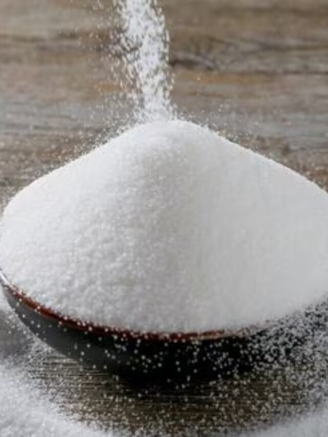 চিনি ছাড়া চা ভাল লাগে না? রোজ ক'চামচ পর্যন্ত খেলে সুগার হয় না