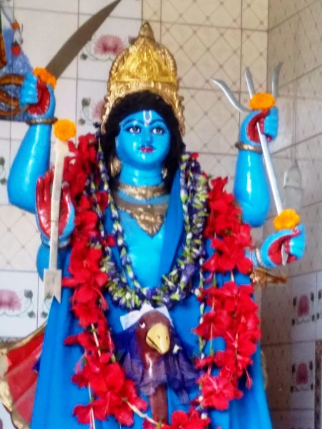 শনিদেবের আশীর্বাদ ধন্য হয় এই ৩ রাশি