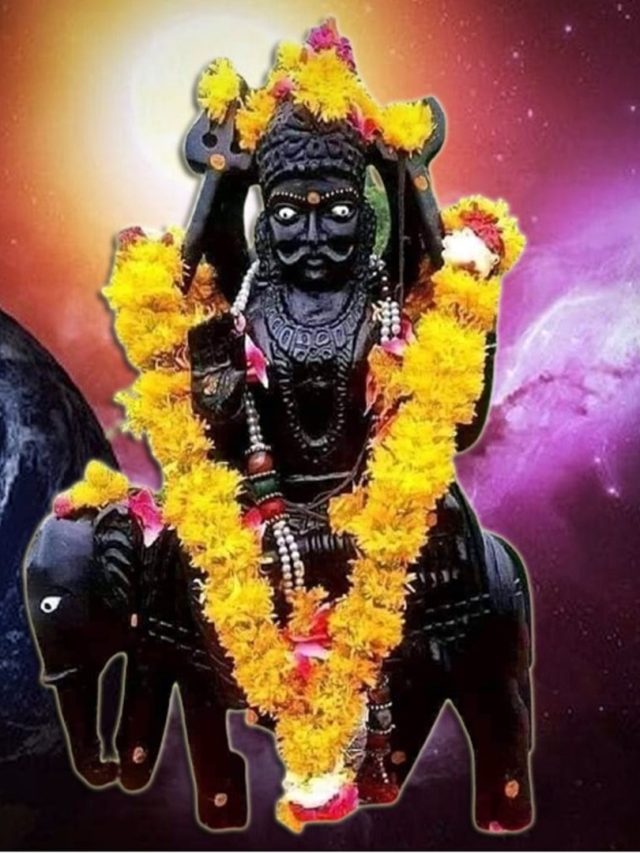 শনিদেবকে রাগিয়ে দেয় এই কাজগুলি, ভুলেও করবেন না