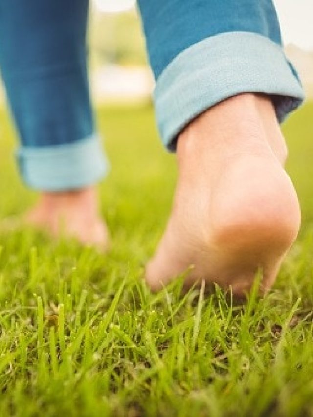 প্রতিদিন ১৫ মিনিট খালি পায়ে হাঁটুন, তারপর ম্যাজিক দেখুন