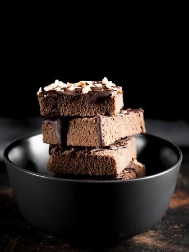 পুজোয় মিষ্টিমুখ হবে চকোলেট সন্দেশ দিয়ে, রইল রেসিপি