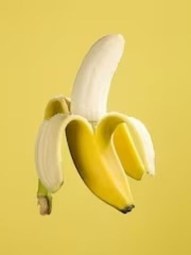 কলা কেন ব্যাঁকা হয়? কারণ জানলে মাথা ঘুরে যাবে