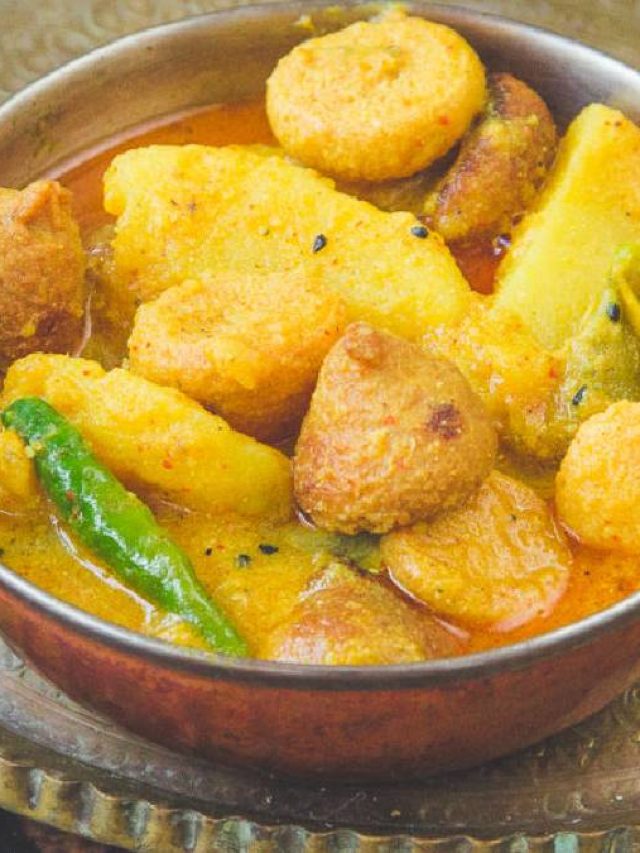 নিরামিষ ঝাল বড়ি ভাপা খেলে ভুলবেন না, গরম ভাতে আজ খাবেন নাকি?