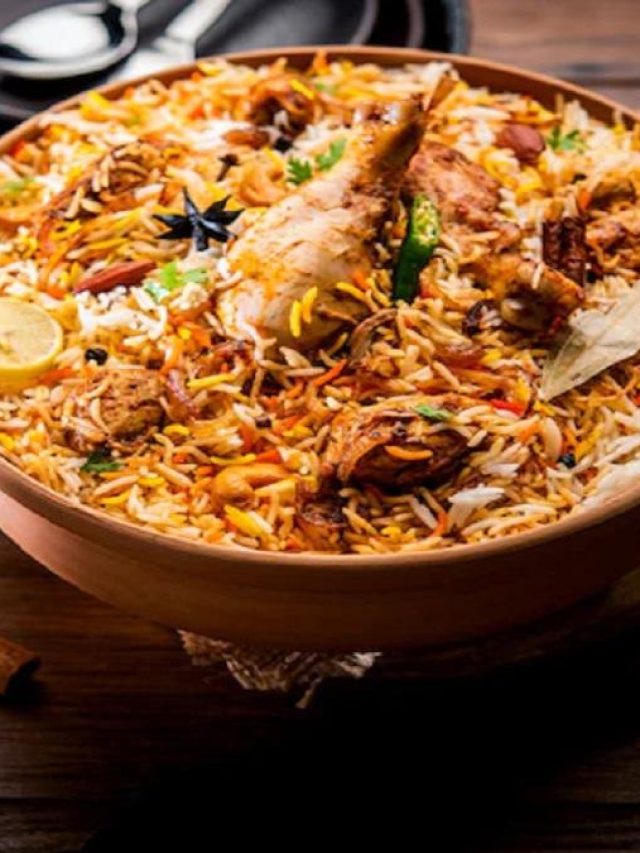 মাইক্রোওয়েভে মাত্র আধঘণ্টায় বানান চিকেন বিরিয়ানি, কীভাবে?