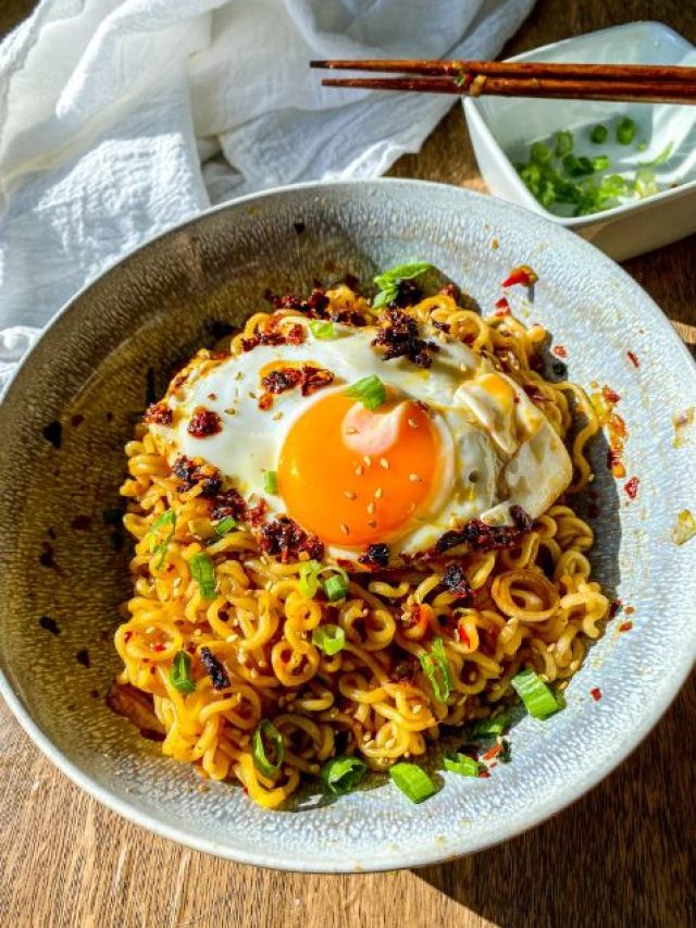 ম্যাগির টেস্ট বাড়বে ১০০ গুণ, দিন এই স্পেশাল মশলা