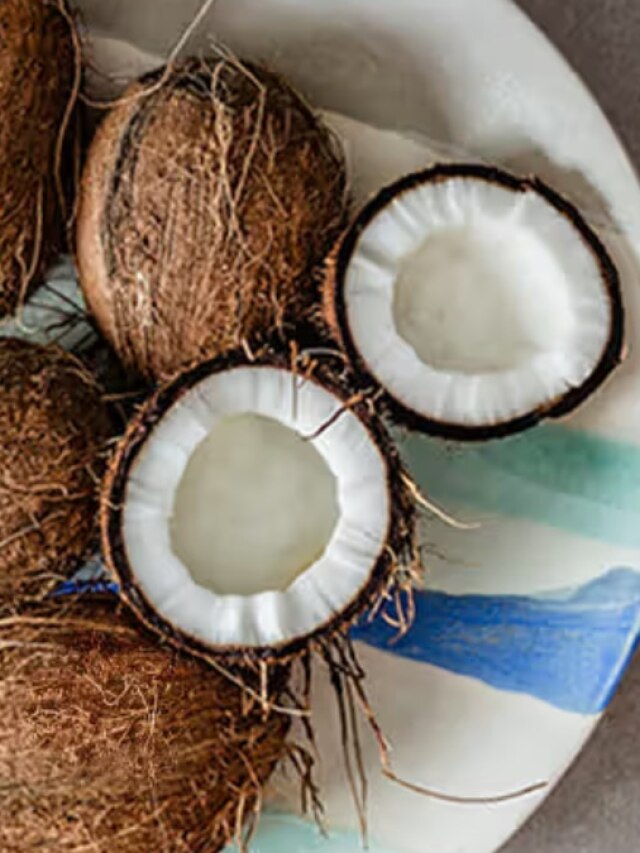 কুরুনির দরকার নেই, এই ৩ সহজ ট্রিকেই কোরানো যাবে নারকেল, বাচ্চারাও পারবে