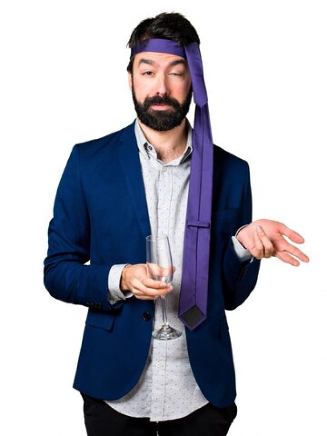 পুজোয় রাতে মদ খেয়ে সকালেও ঘোর, রইল নেশা কাটানোর দুর্দান্ত উপায়