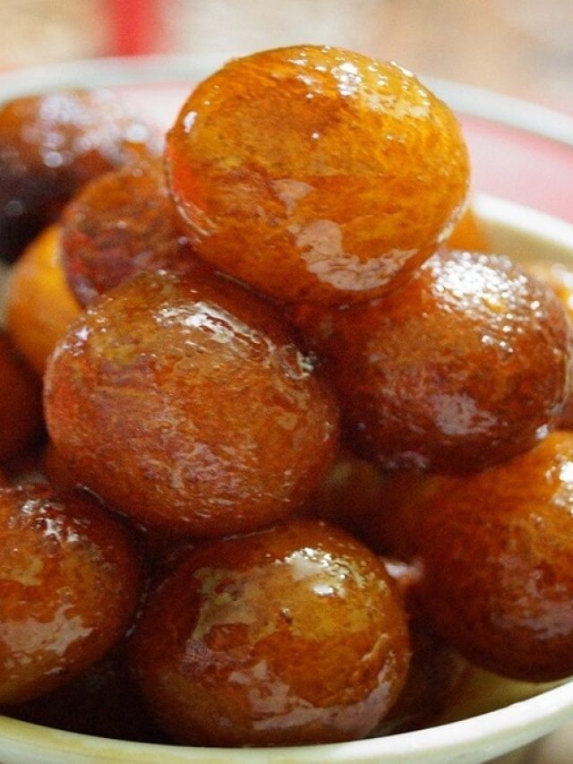 রসে টসটসে পান্তুয়া বানানোর কায়দা জানেন? রেসিপি জেনে নিন