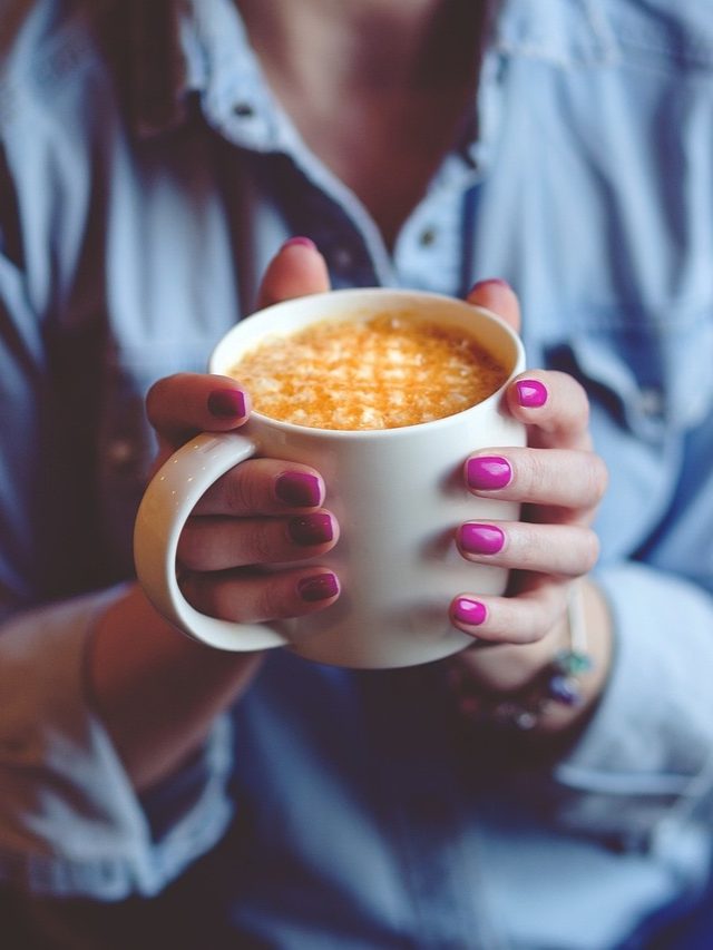 এই সময়ে ভুলেও কফি খাবেন না, সমস্যা বাড়বে