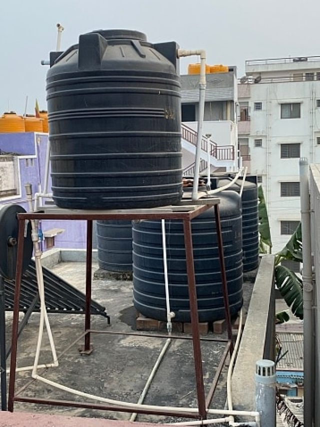 জলের ট্যাঙ্কে শ্যাওলা? এই পদ্ধতিতে সহজেই হবে পরিষ্কার