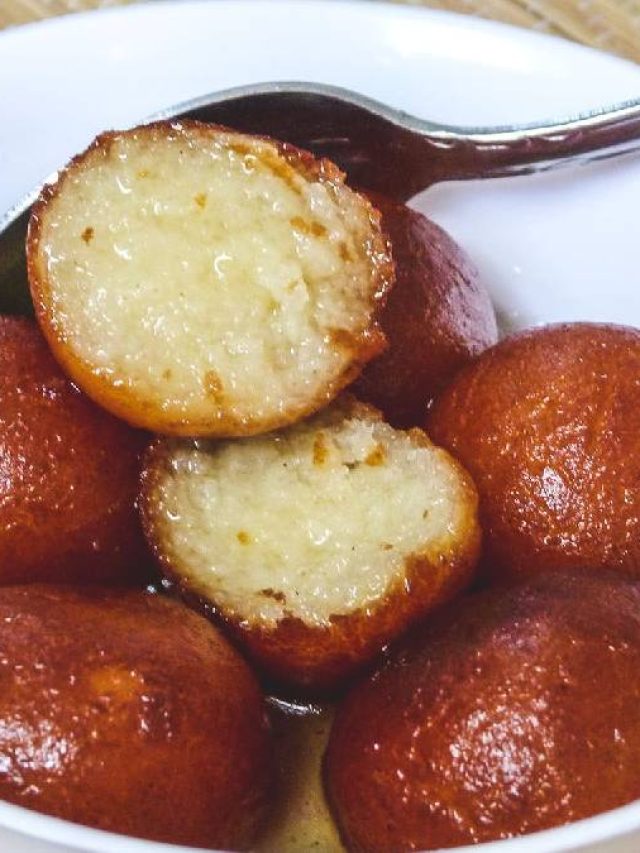 বাসি পাউরুটি ফেলবেন না, বানিয়ে নিন গোলাপজাম, ভুলবেন না স্বাদ