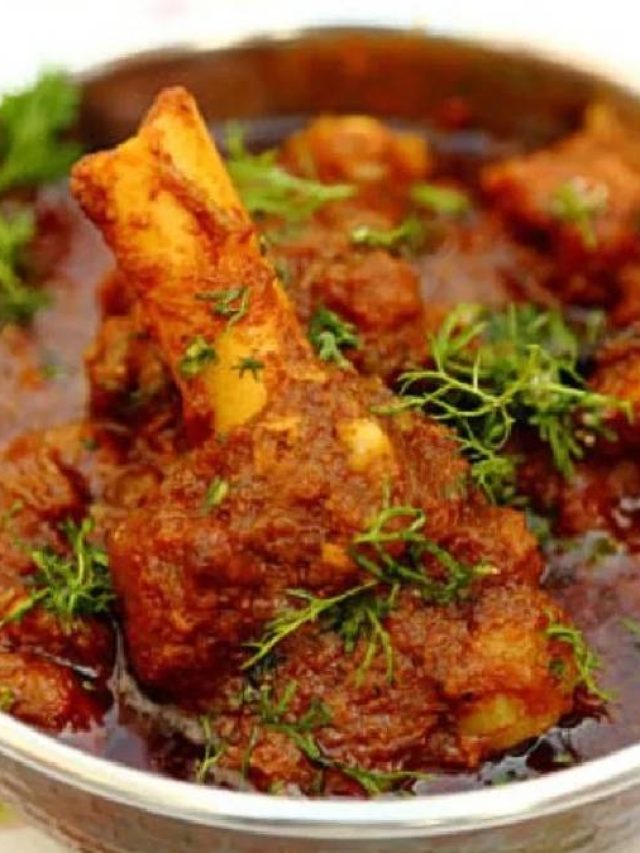 অষ্টমীর নিরামিষের পর নবমীতে খাসির মাংস, রাঁধুন ঠাকুরবাড়ির মতো